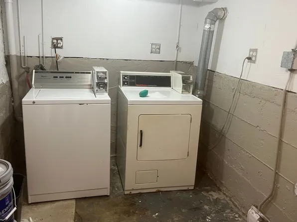 1030 W George, 1030 W George St APT Gdn, Chicago, IL 60657