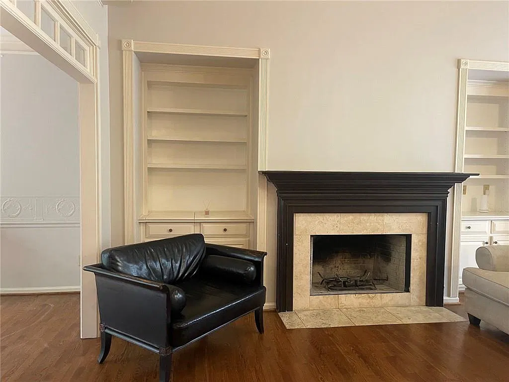 4 bed, 3.5 bath, 3210 sqft, $4,800 — Photo 4
