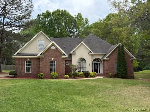 823 Merry Lake Dr, Pike Road, AL 36064