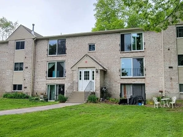 5 Brookside Drive #9, Exeter, NH 03833