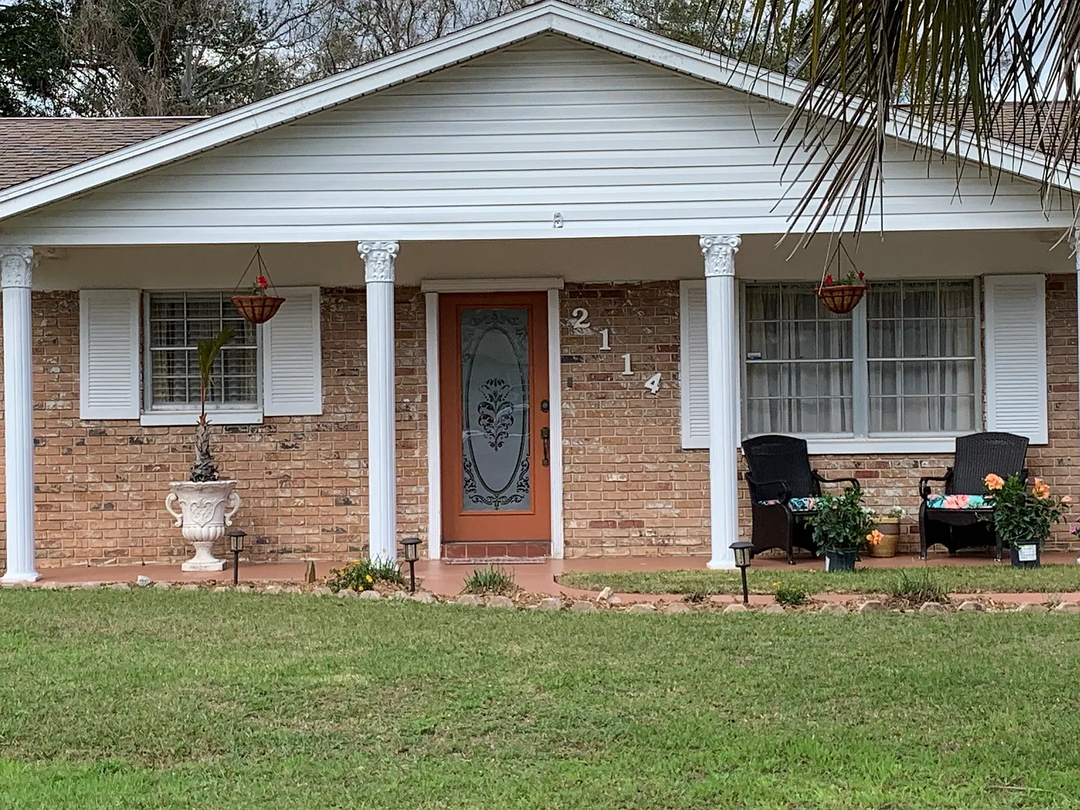 3 bed, 1664 sqft, $1,200 — Photo 1