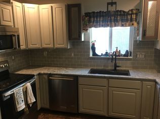 749 Meadow Ridge Dr, Walland, TN 37886