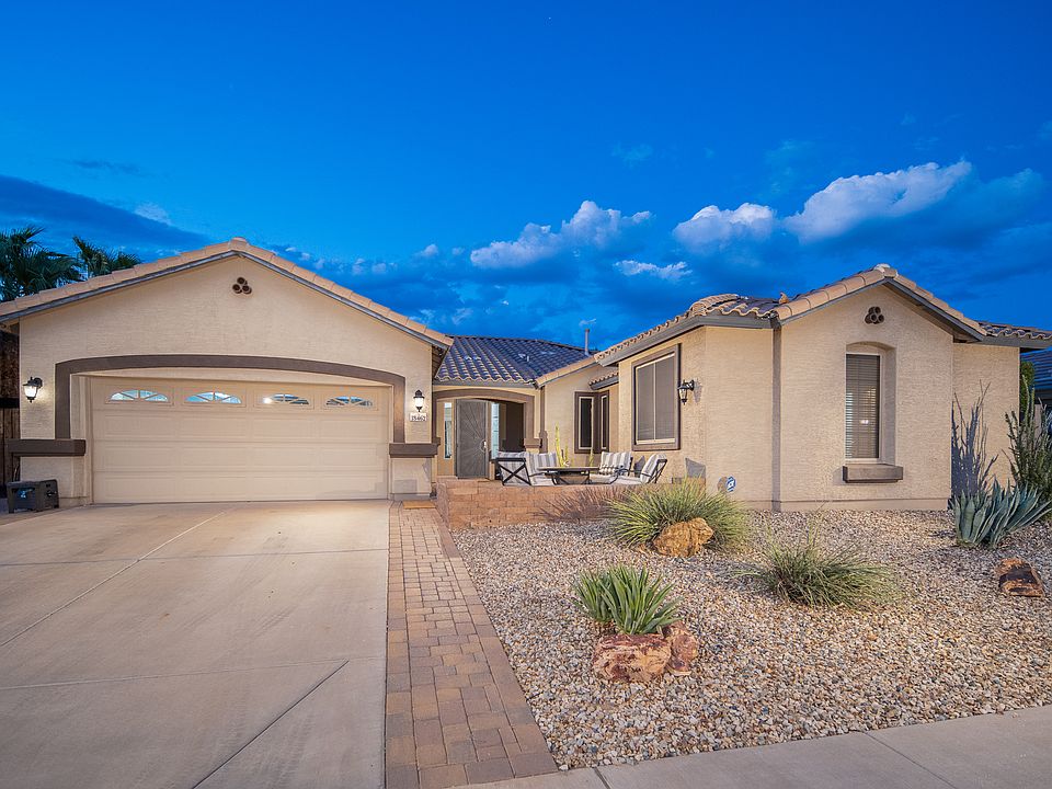 1st image of 18462 W Saguaro Ln