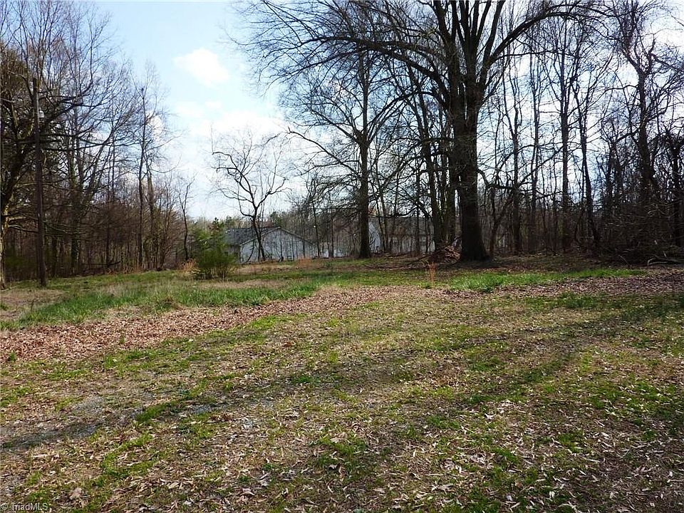 2nd image of 625 Creek Ridge Rd