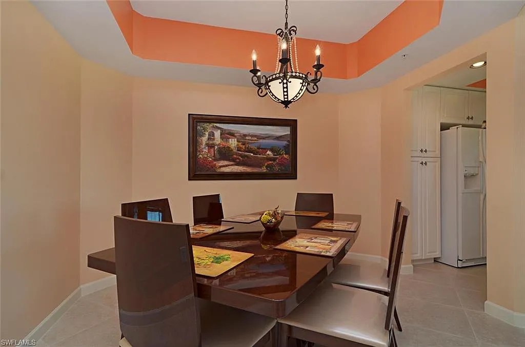 3 bed, 2.0 bath, 1893 sqft, $12,000 — Photo 2