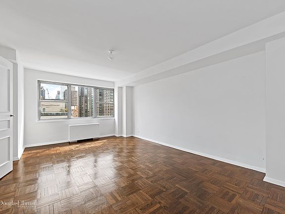 4th image of 1131 3rd Ave #21M