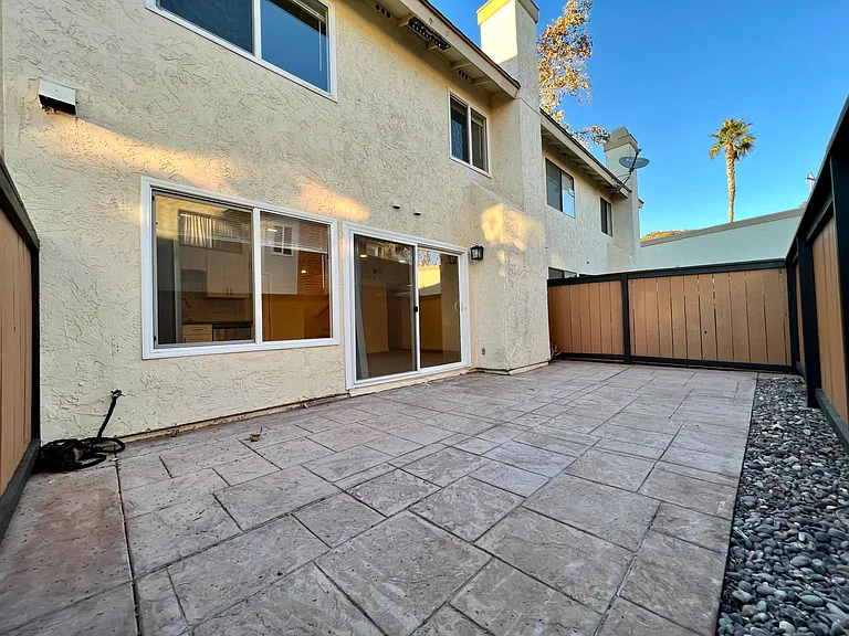 3606 Harvard Dr — Photo 8