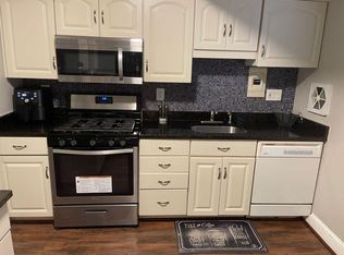 4800 Chevy Chase Dr APT 102, Chevy Chase, MD 20815