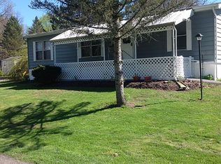 19 Mele Ln, New Paltz, NY 12561