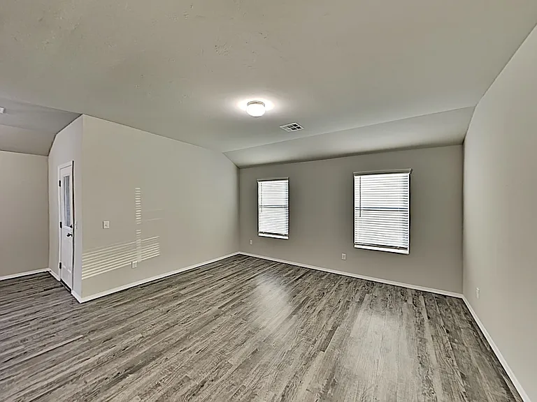 4301 Umbria Rd — Photo 4