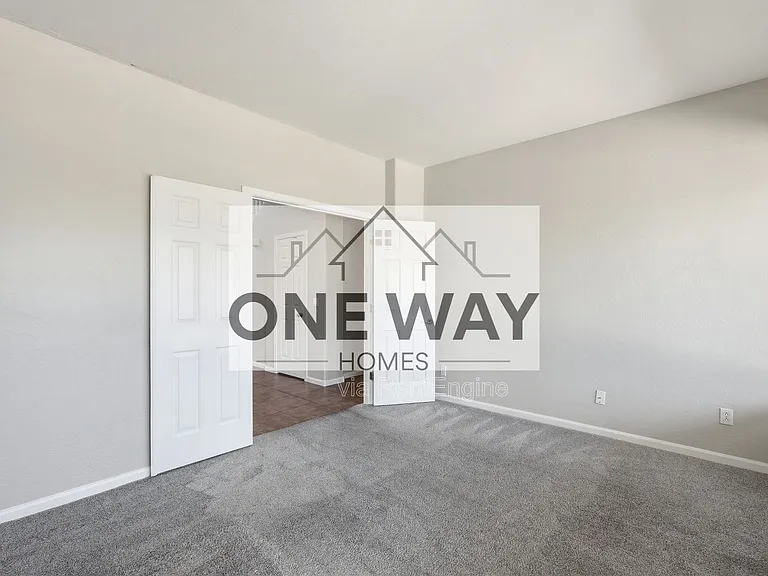 4053 E Loma Vista St — Photo 23