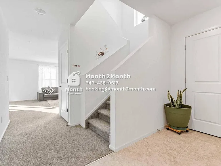 5947 N Orleans St — Photo 27