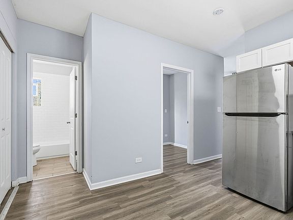 5th image of 16 E 118th Pl #1F