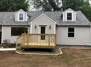 905 N Maple Ave, Marshfield, WI 54449