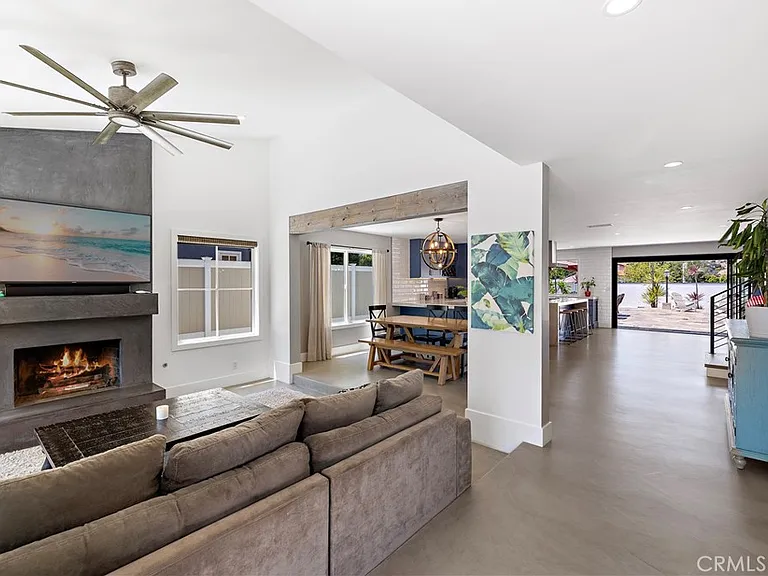 29091 Country Hills Rd — Photo 10