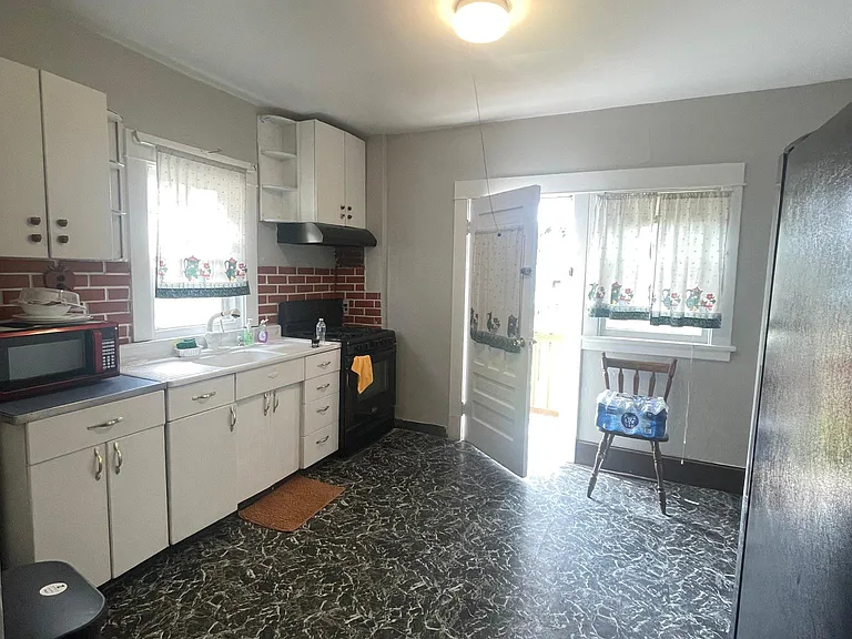 331 Minnesota Ave — Photo 5