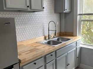 597-599 Charles St #6, Fall River, MA 02724