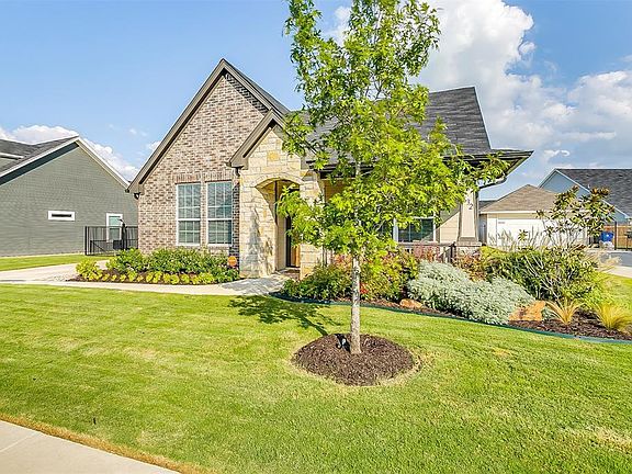3rd image of 632 Kagen Ct