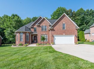 3733 Tea Olive Dr, Gastonia, NC 28056