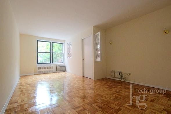 2nd image of 650 Washington St #1H