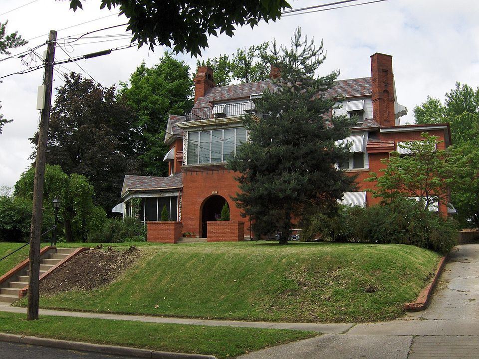 Front View-5 plex