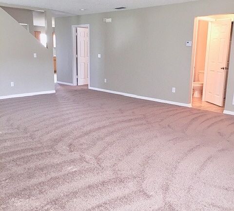 5th image of 813 Clifton Hills St