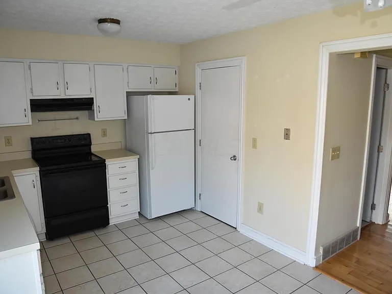 6462 Cranston Way — Photo 7
