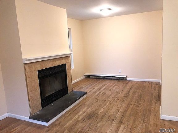 3rd image of 88 S 28th St