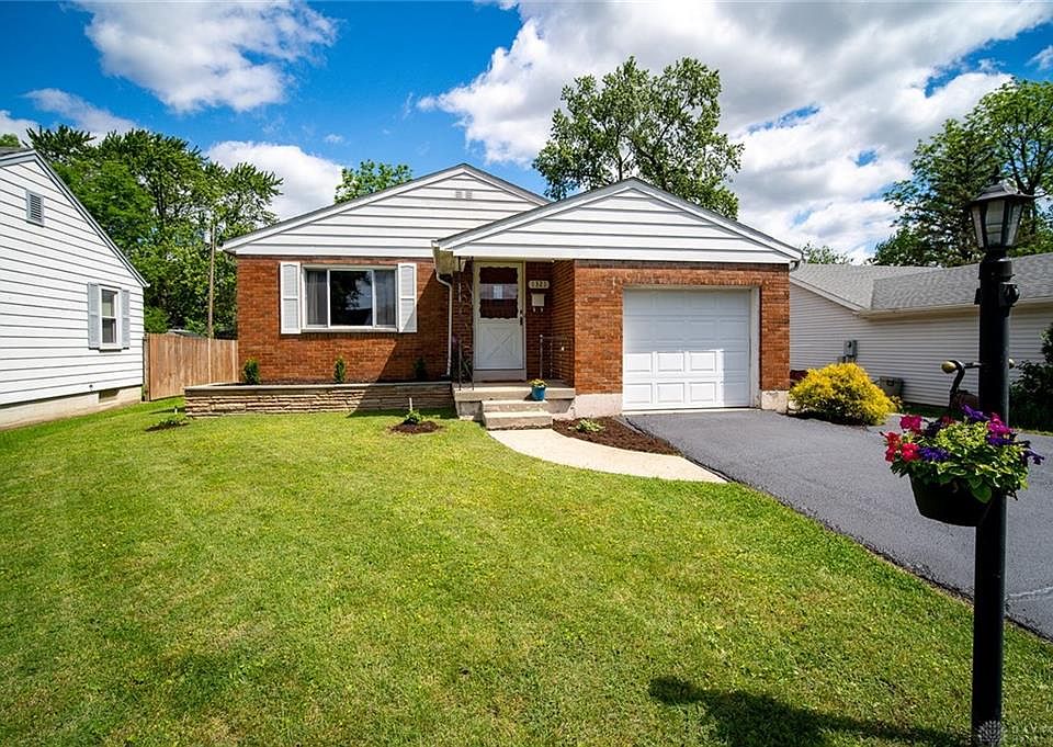1st image of 1321 Rose Bower Ave