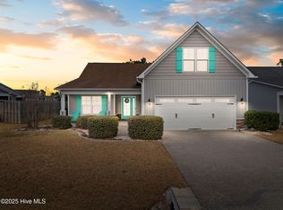 4431 Maritime Oak Dr SE, Southport, NC 28461