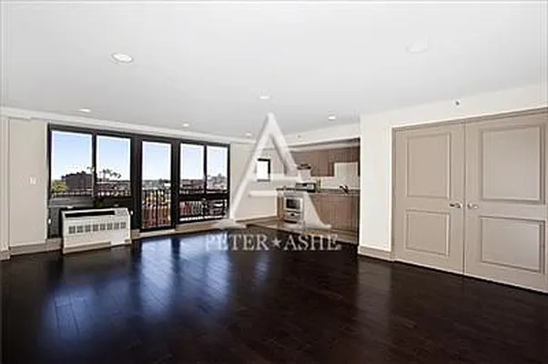 Rented by Peter Ashe | media 10