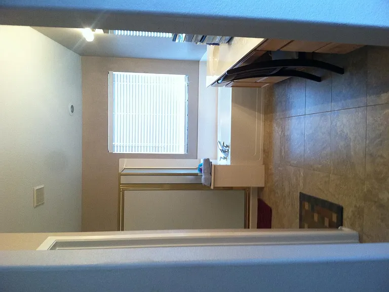 1041 W Longhorn Dr — Photo 18