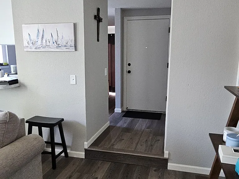 755 Shasta St #4 — Photo 2