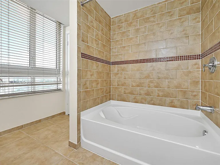 7350 SW 89th St #1410S — Photo 21
