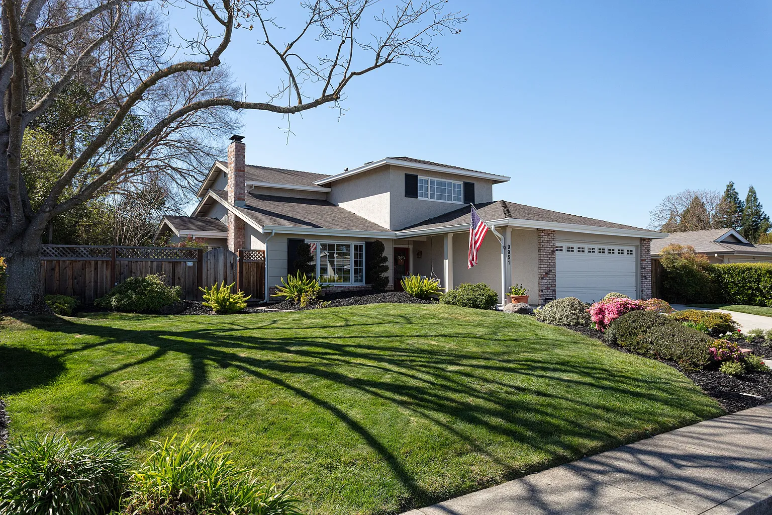 9951 Windsor Way photo 1