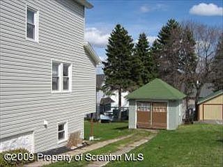 3rd image of 628 Lackawanna St