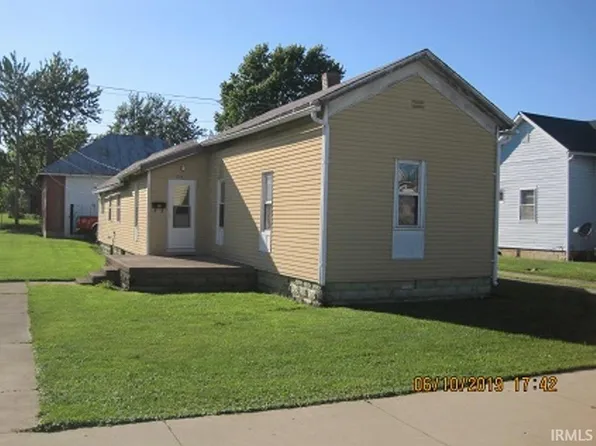 326 N Main St, Dunkirk, IN 47336