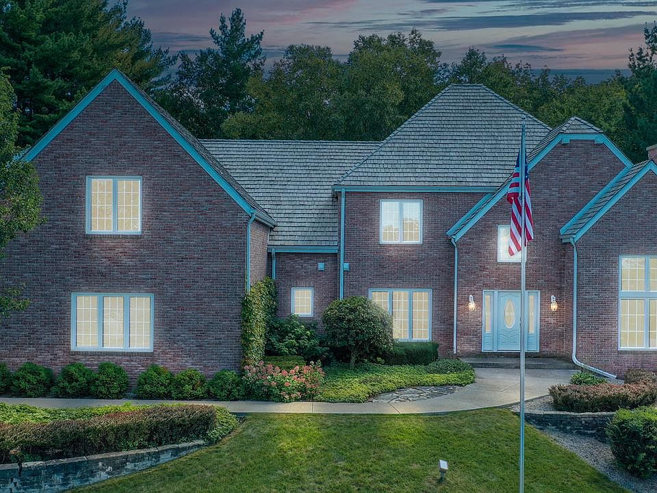 W248S6138 Deerfield CIRCLE, Waukesha, WI 53189 MLS 1850432 Zillow