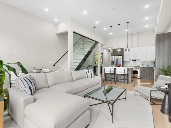 139 New York Avenue image 1 of 25