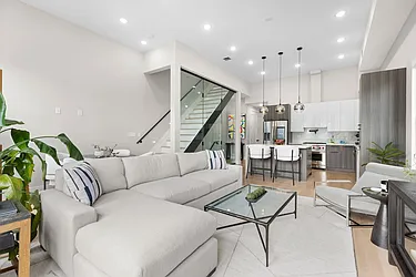 139 New York Avenue, #2