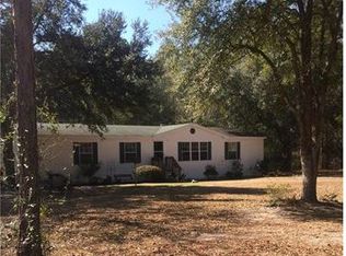 1731 St Marys River Bluff Rd, Saint George, GA 31562