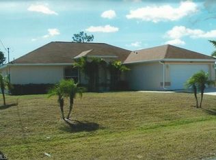 2204 NE 34th Ter, Cape Coral, FL 33909