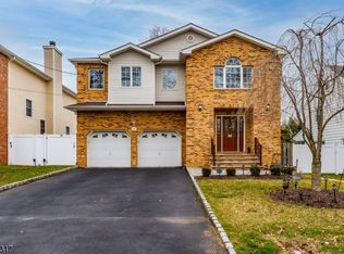 385 Putnam Rd, Union, NJ 07083