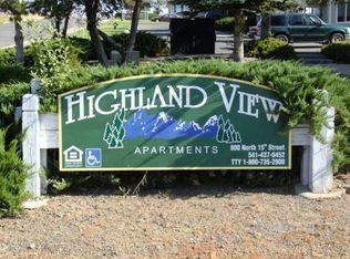 800 N 15th Ave APT 25, Elgin, OR 97827