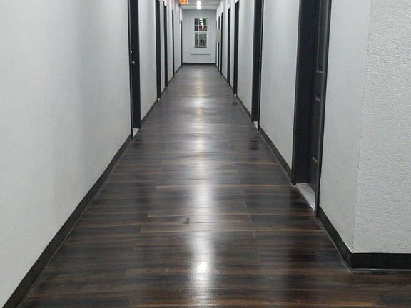 2nd image of 504 W San Antonio Ave #4