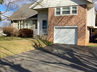 2414 Van Reed Rd, Reading, PA 19609