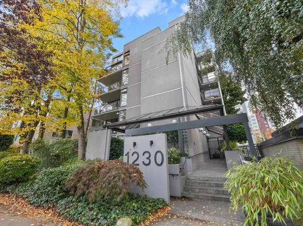 1230 Comox St #304, Vancouver, BC V6E 1K7