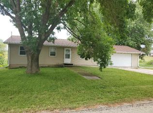702 Central Ave, West Union, IA 52175