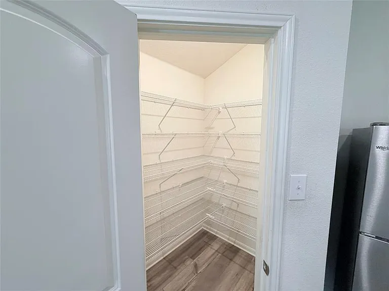 740 Saratoga Dr — Photo 12
