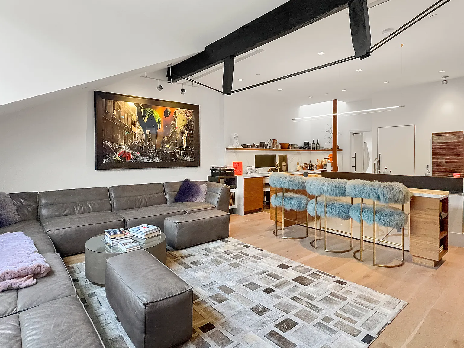 412 West 20th Street — Photo 4